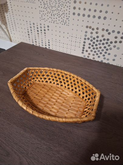 Корзинки плетеные из соломы для хлеба и фруктов