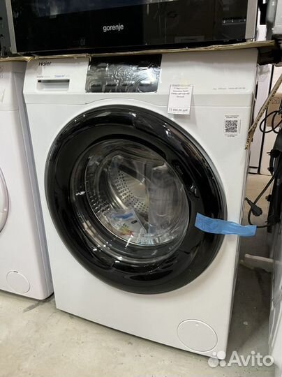 Стиральная машина Haier HW60-BP10919B белый