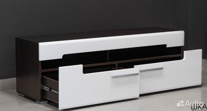 Тумба под телевизор