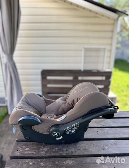 Автолюлька maxi cosi cabriofix