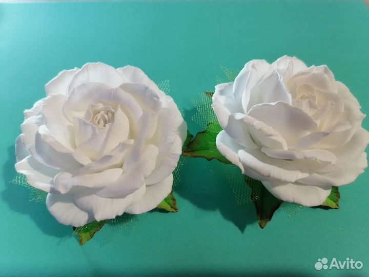 Ободок с цветами, новогодними композициями