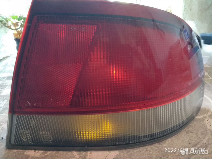 Фонарь задний правый Мазда 626 ge