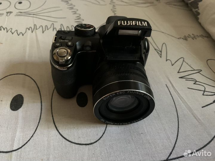 Компактный фотоаппарат