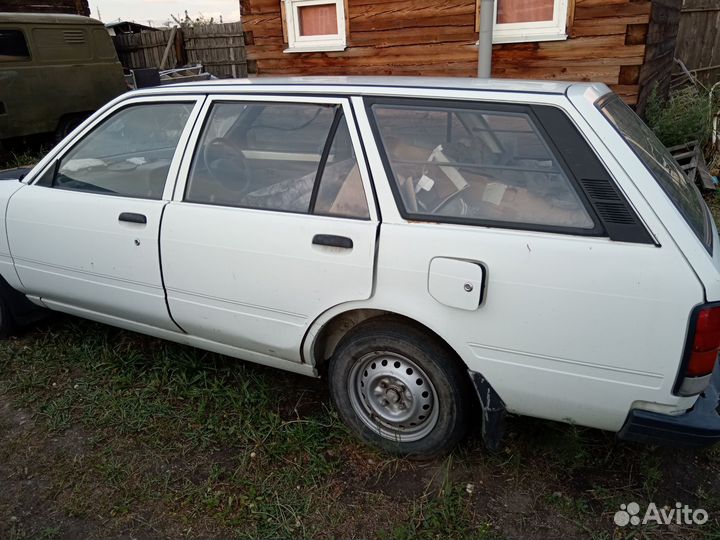 Toyota Carina 1.5 AT, 1991, битый, 100 000 км