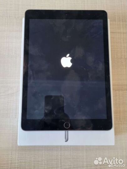 iPad Pro 9.7 Wi-Fi 32GB Space Gray