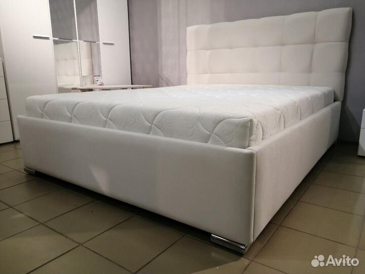 Кровать двуспальная новая
