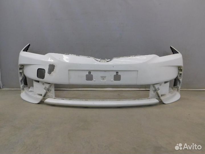 Бампер передний Toyota Auris