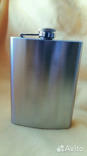 Фляжка