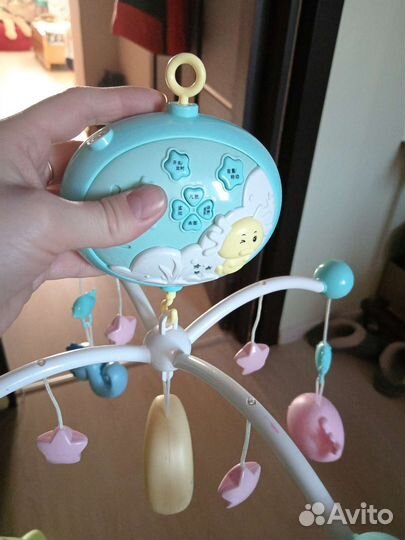 Мобиль на кроватку с проектором