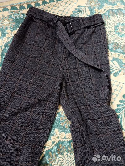 Брюки капри 46