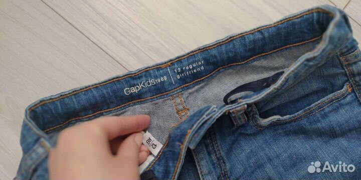 Джинсы Gap