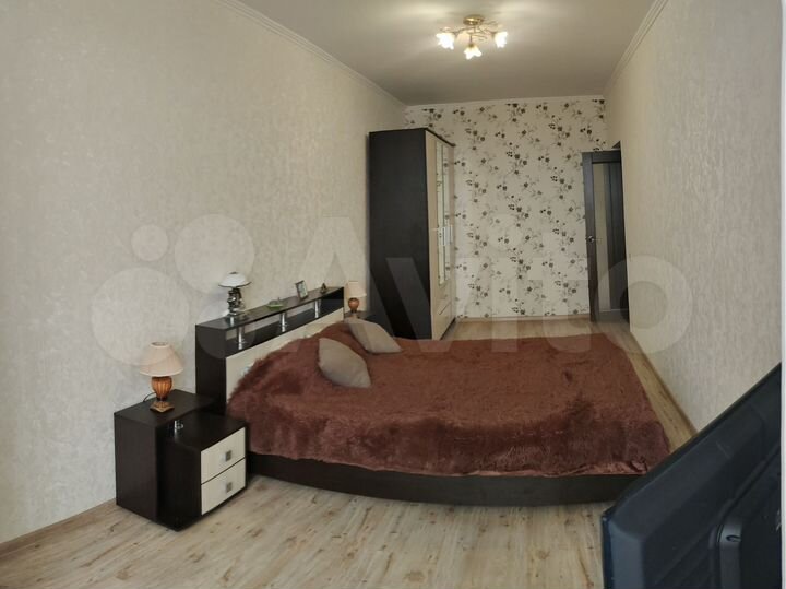 2-к. квартира, 77 м², 4/7 эт.