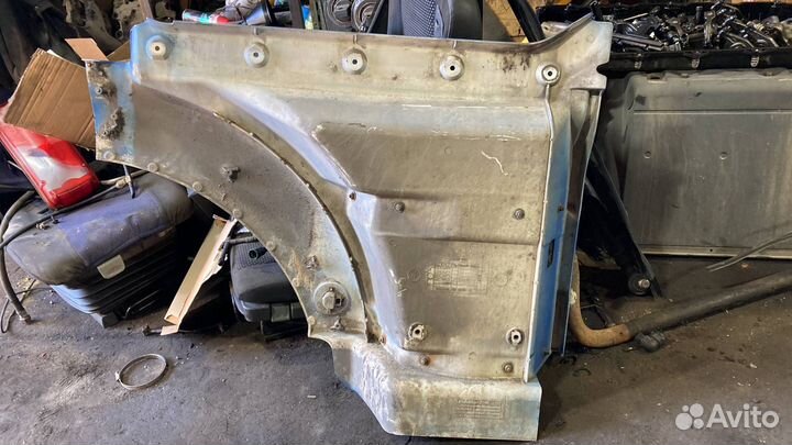 Крыло со ступеньками MAN TGA 2008 81615100713