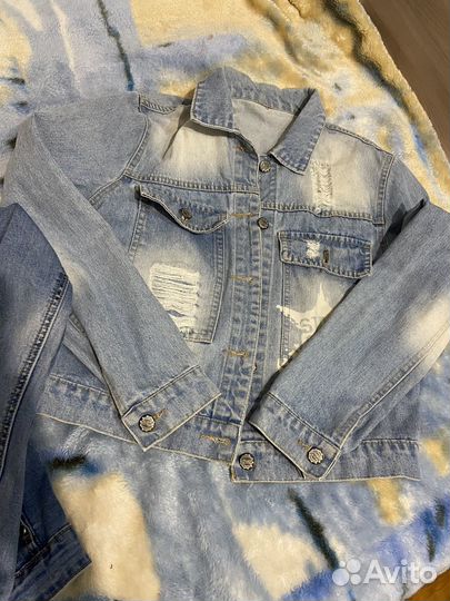 Джинсовая куртка