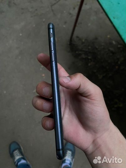 iPhone 8 Plus, 64 ГБ