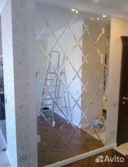 Зеркальная плитка на кухне