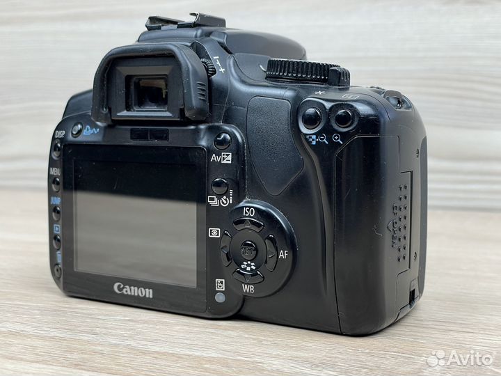 Зеркальный фотоаппарат Canon 400d Body