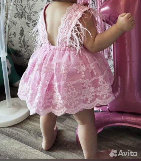 Платье для девочки 74-80 праздничное