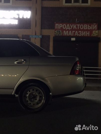 LADA Priora 1.6 МТ, 2011, битый, 430 000 км
