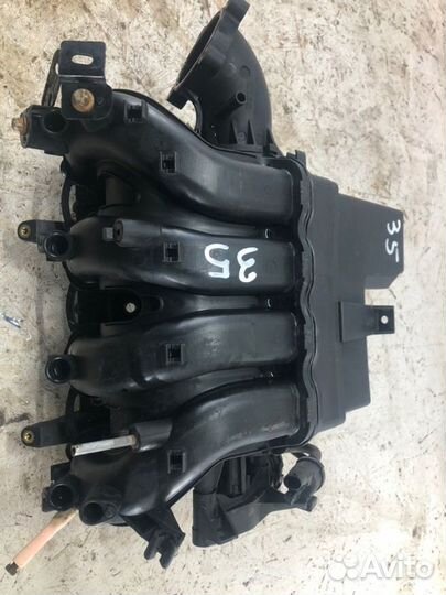 Коллектор впускной Opel Zafira B minivan 1.6