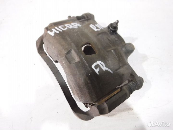 Суппорт передний правый Nissan Micra K11