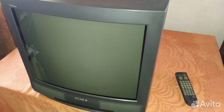 Продаю телевизор Sony Trinitron Color TV KV-21M1K