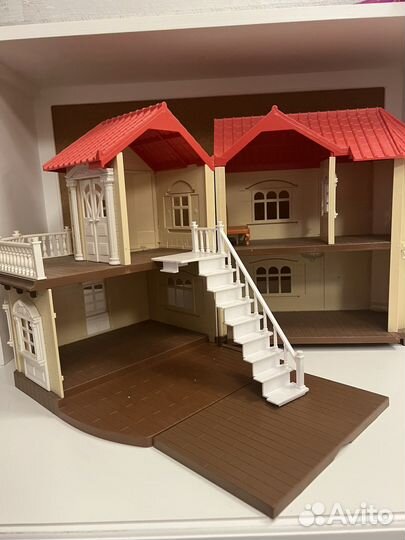 Домик кукольный sylvanian family