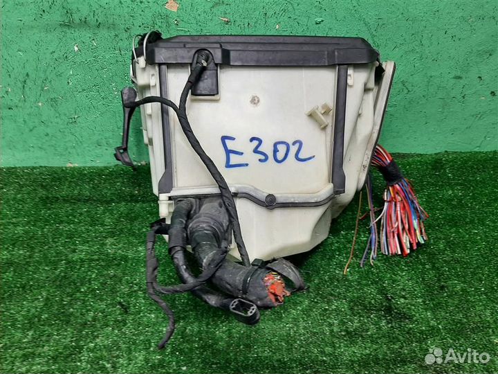 Блок предохранителей моторный Mercedes Benz C-Cla