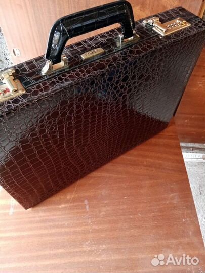 Набор ножей для кухни в кейсе