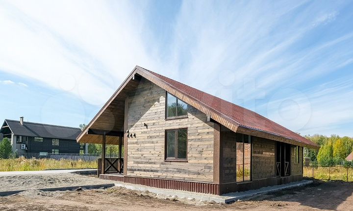 Дом 143 м² на участке 6 сот.