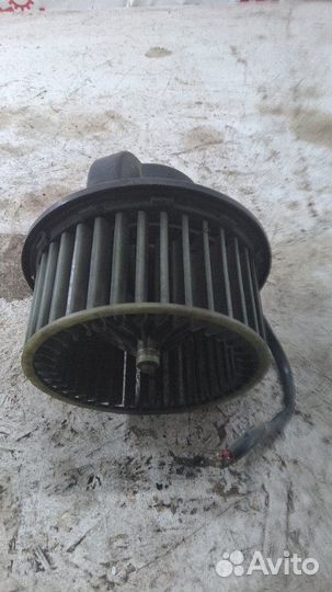 Моторчик отопителя (печки) Volkswagen Passat B3