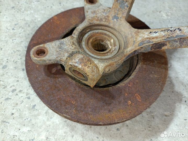 Кулак поворотный Kia Spectra 2008