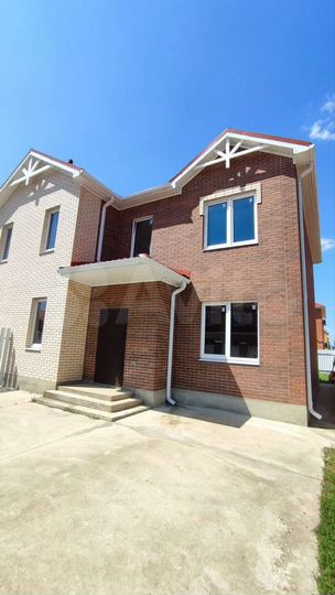 Таунхаус 127 м² на участке 2 сот.