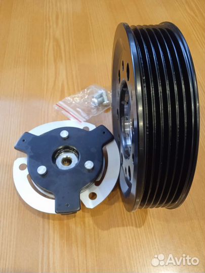 Муфта компрессора кондиционера Opel Insignia