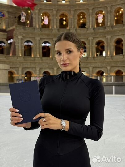 Тренер по фигурному катанию