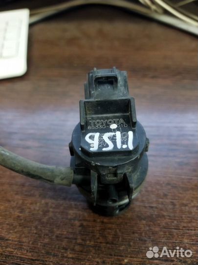 Насос омывателя Toyota Harrier GSU35 2grfe 2007