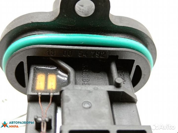 Расходомер воздуха Opel Astra H/Family рест. 2011