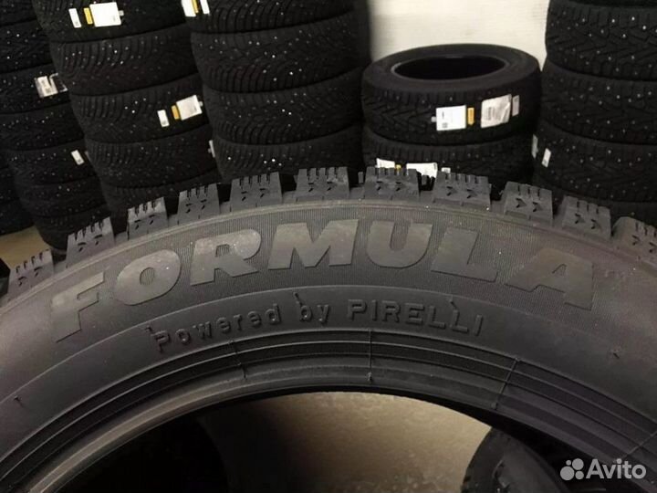 Pirelli Formula Ice 215/65 R16 98