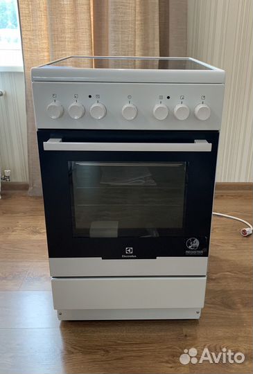 Плита электрическая Electrolux