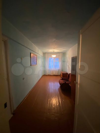 4-к. квартира, 84 м², 3/5 эт.