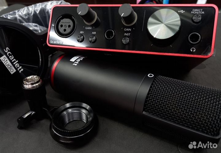 Студийный комплект Focusrite