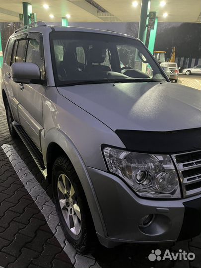 Mitsubishi Pajero 3.0 AT, 2011, 243 000 км