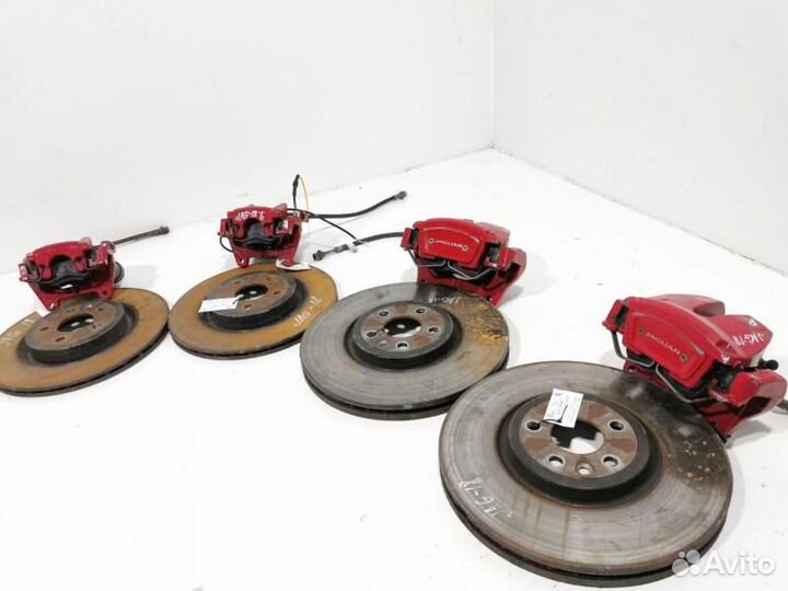 Суппорт тормозной Jaguar F-Pace 2018