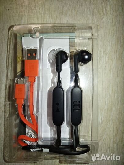 Беспроводные наушники jbl tune 215 BT