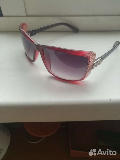 Солнцезащитные очки