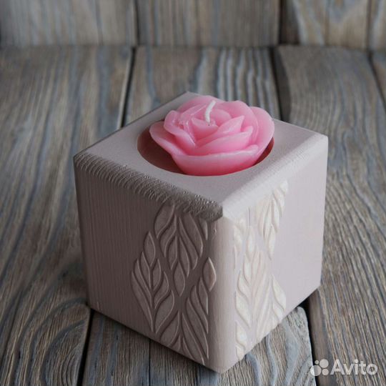 Подсвечник