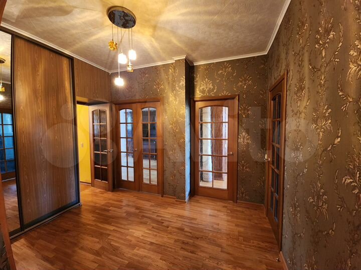 2-к. квартира, 77,9 м², 2/9 эт.