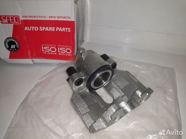 Audi 100/A6 45 C4 Суппорт передний левый Новый