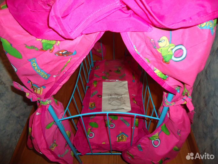 Кроватка кукольная с балдахином 