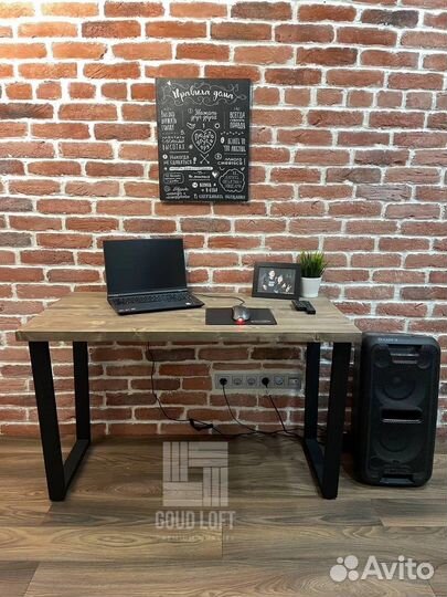 Компьютерный стол лофт